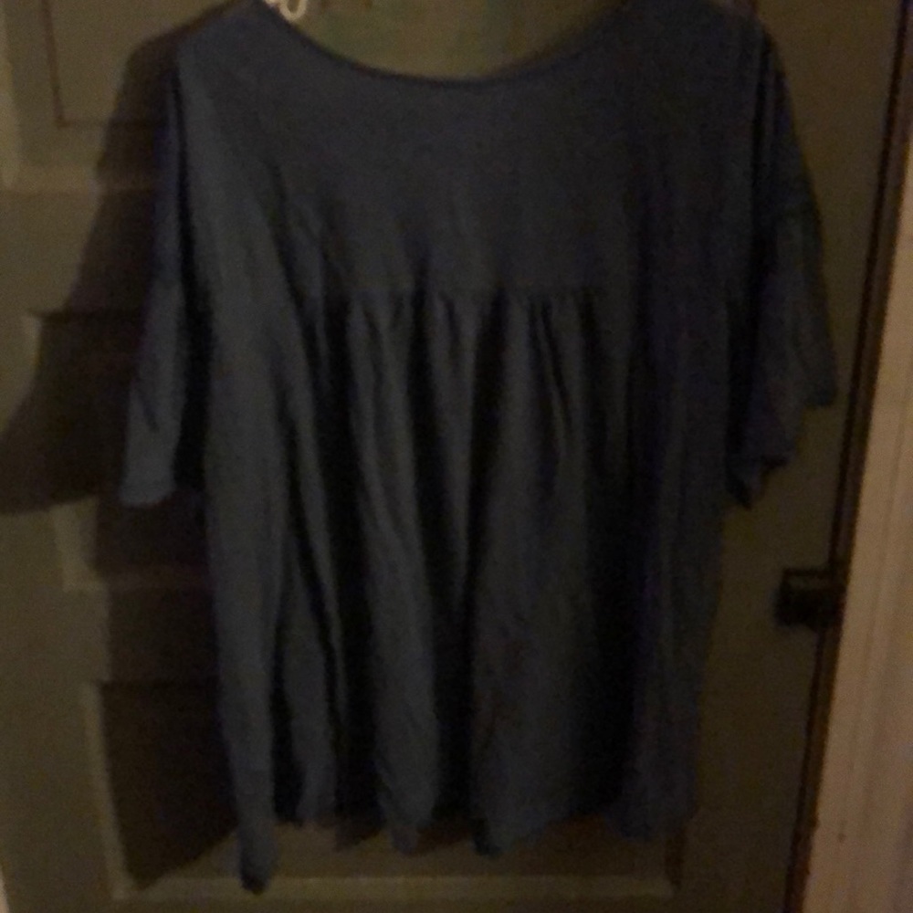 Shirt - Picture 2 of 3